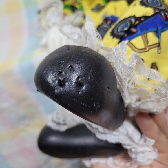 Creepy sad clown plastic head hands feet with truck fabric and block body - Picture 6 of 7